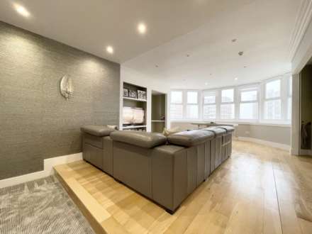 Grand Avenue, Hove, Image 3