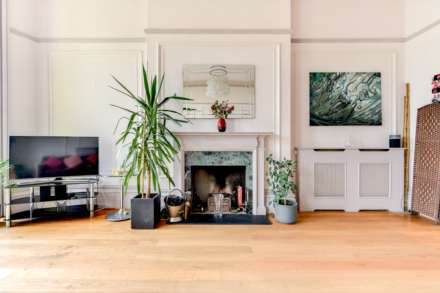 Brunswick Square, Hove, Image 20