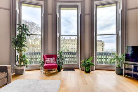 Brunswick Square, Hove, Image 3