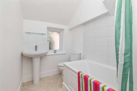 Byron Road, Worthing, Image 4