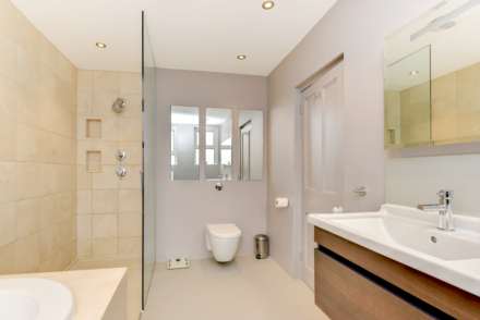 Pembroke Avenue, Hove, Image 12