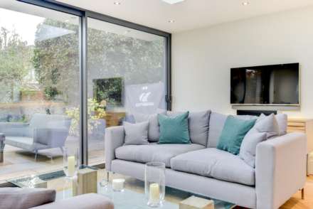 Pembroke Avenue, Hove, Image 29