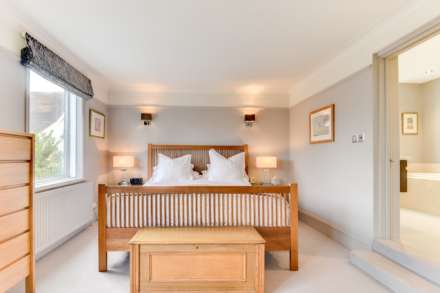 Pembroke Avenue, Hove, Image 7