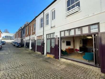 Eaton Grove, Hove, Image 2