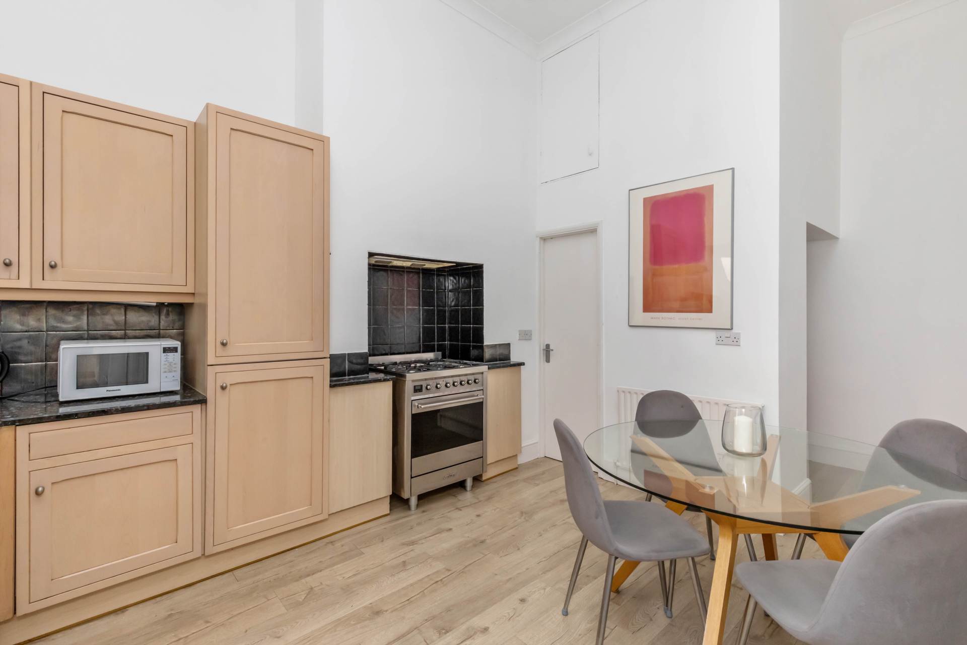 Albermarle Mansions, Victoria Terrace, Hove, Image 9