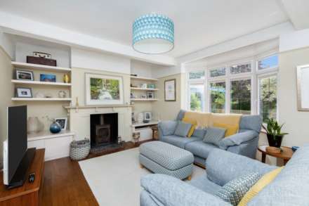 Elm Close, Hove, Image 6