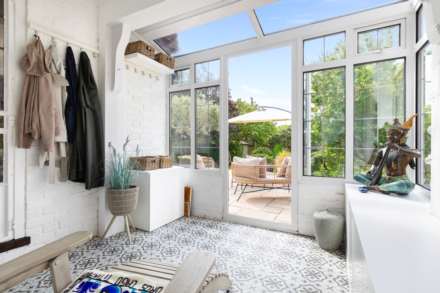 Elm Close, Hove, Image 8