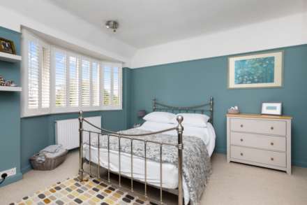 Elm Close, Hove, Image 9