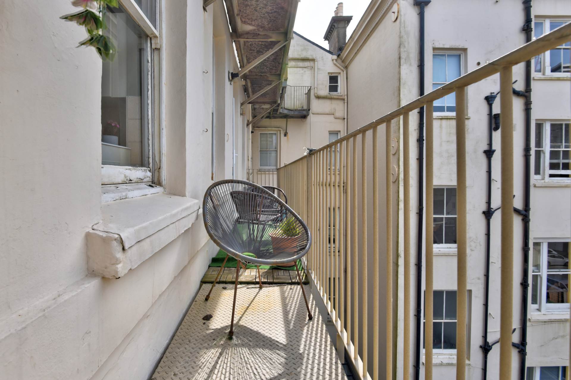 Verner House, Victoria Terrace, Hove, Image 4