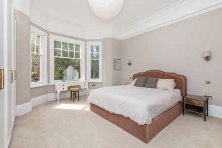Fourth Avenue, Hove, Image 10