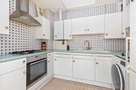 Adelaide Crescent, Hove, Image 5