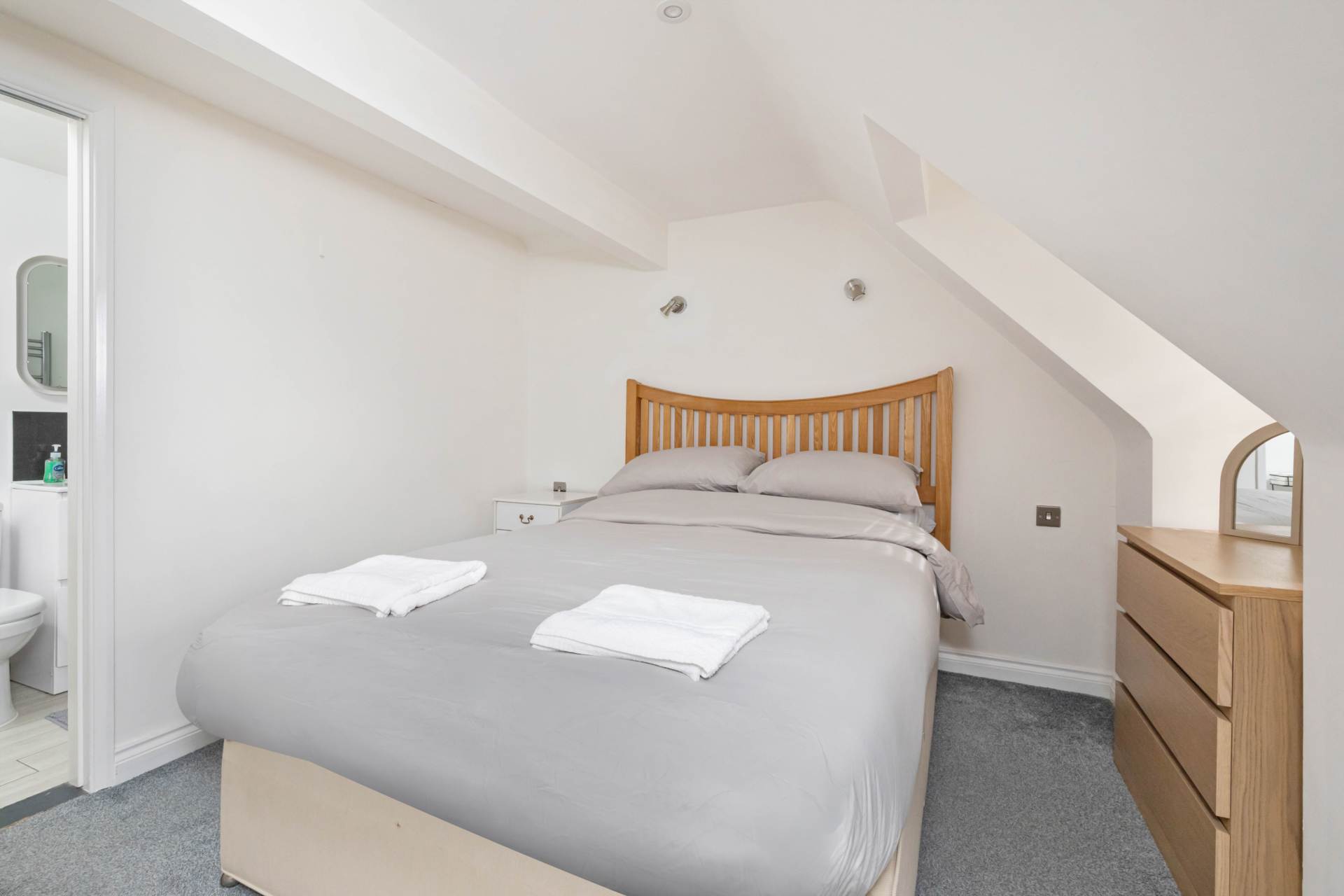 Pembroke Crescent, Hove, Image 10