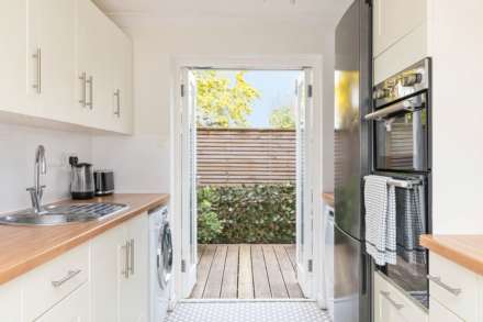 Pembroke Crescent, Hove, Image 6