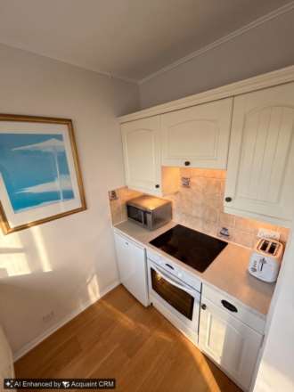 Metropole Court, Brighton, Image 8