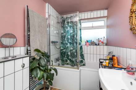 Daniel Close, Lancing, Image 9