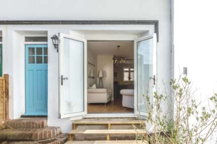Alice Close, Hove, Image 30
