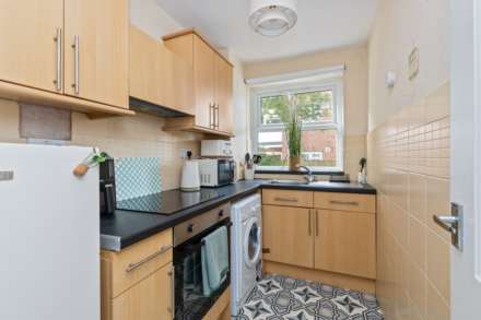 Byron Road, Worthing, Image 4
