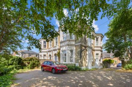 Byron Road, Worthing, Image 9
