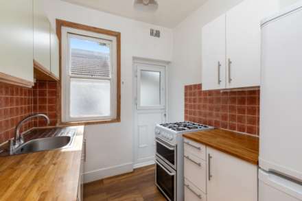 Glendale Road, Hove, Image 9