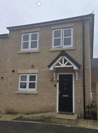 2 Bedroom End Terrace, Grassland Way, Wellingborough