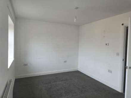 Grassland Way, Wellingborough, Image 17