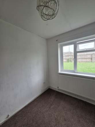 Swinburne Road, Queensway, Image 2