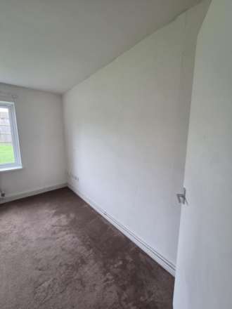 Swinburne Road, Queensway, Image 7