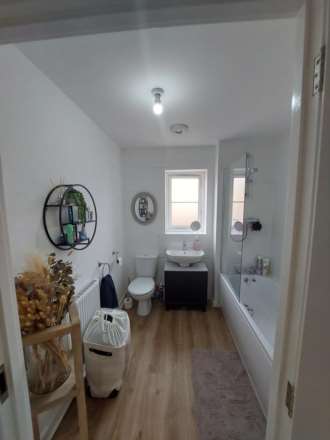 Astwell Road, Wellingborough, Image 13