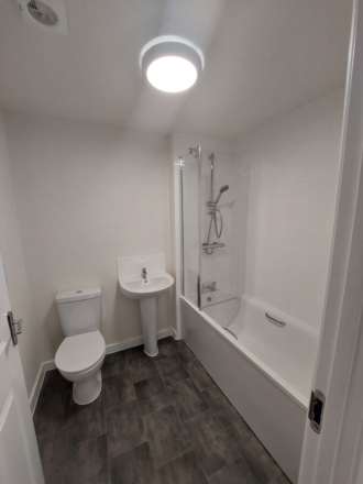 Miranda Way, Wellingborough, Image 10