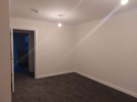 Poppies Road, Kettering, Image 4