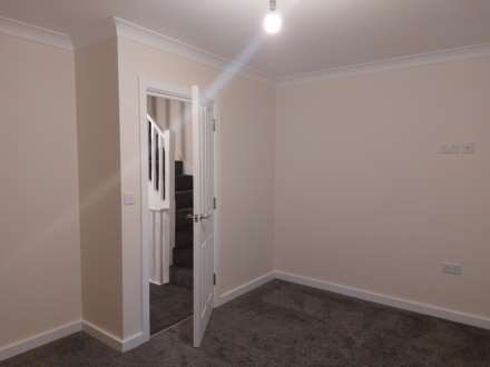 Poppies Road, Kettering, Image 7