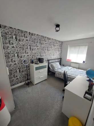 Mars Drive, Wellingborough, Image 10