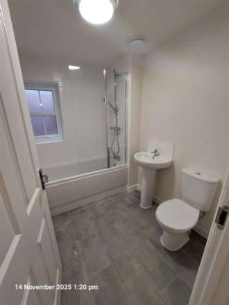 Tybalt Close, Wellingborough, Image 7