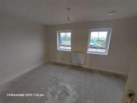 Tybalt Close, Wellingborough, Image 8