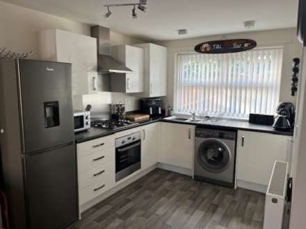 Golding Crescent, Earls Barton, Image 2