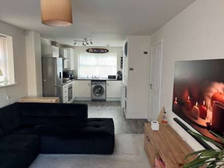 Golding Crescent, Earls Barton, Image 4
