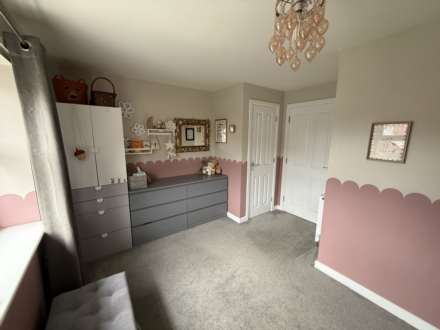 Packwood Crescent, Earls Barton, Image 16
