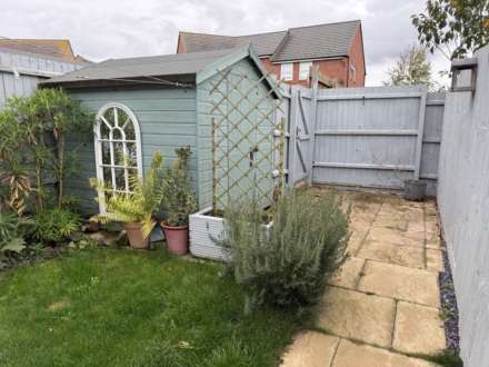 Packwood Crescent, Earls Barton, Image 20