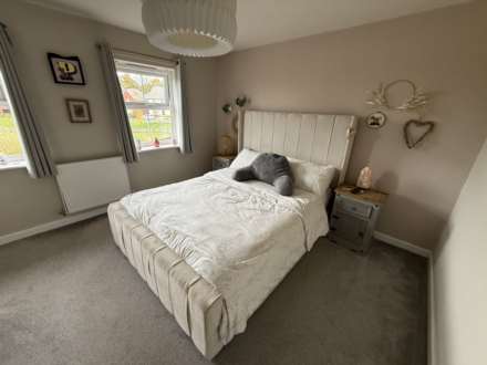 Packwood Crescent, Earls Barton, Image 8