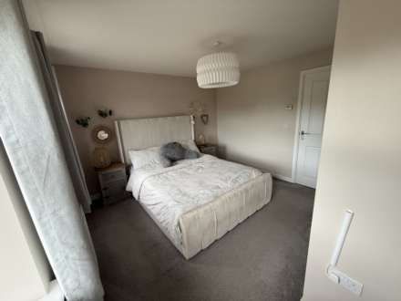Packwood Crescent, Earls Barton, Image 9