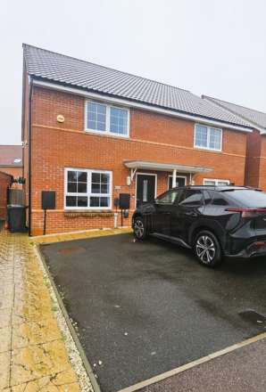 3 Bedroom Semi-Detached, Woodpecker Way, Thrapston