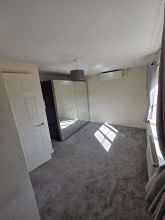 Kingfisher Close, Wellingborough, Image 15