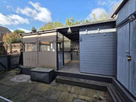 Kingfisher Close, Wellingborough, Image 2