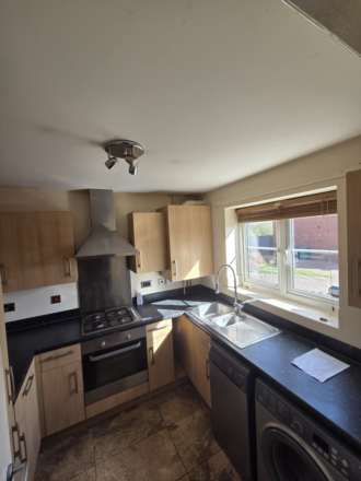 Kingfisher Close, Wellingborough, Image 8