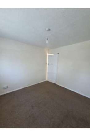 Windsor Road, Wellingborough, Image 9