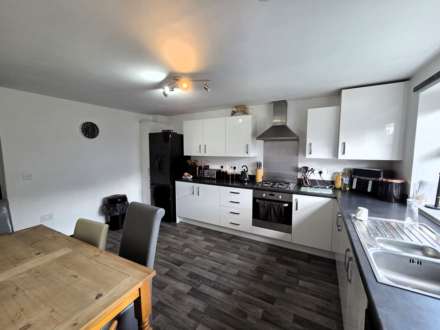 Golding Crescent, Earls Barton, Image 7