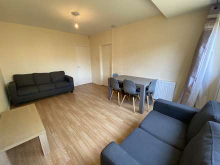Property For Rent Brownslow Walk, Manchester