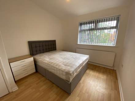 Brownslow Walk, Manchester, Image 7