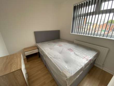 Brownslow Walk, Manchester, Image 8