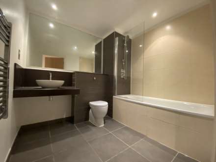 Vallea Court, Manchester, Image 6